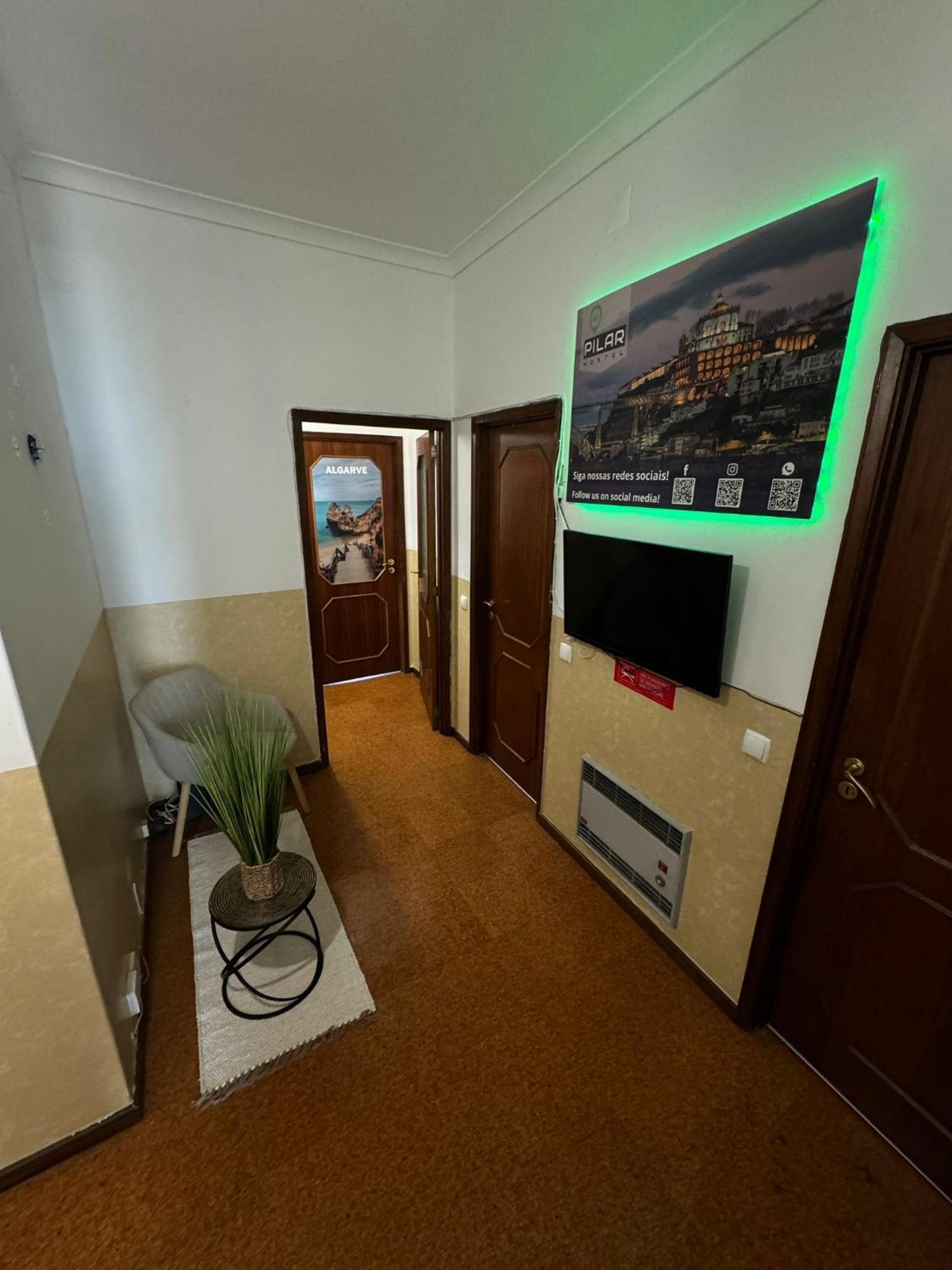 Pilar Hostel - Rua De Santa Catarina - Porto Luaran gambar