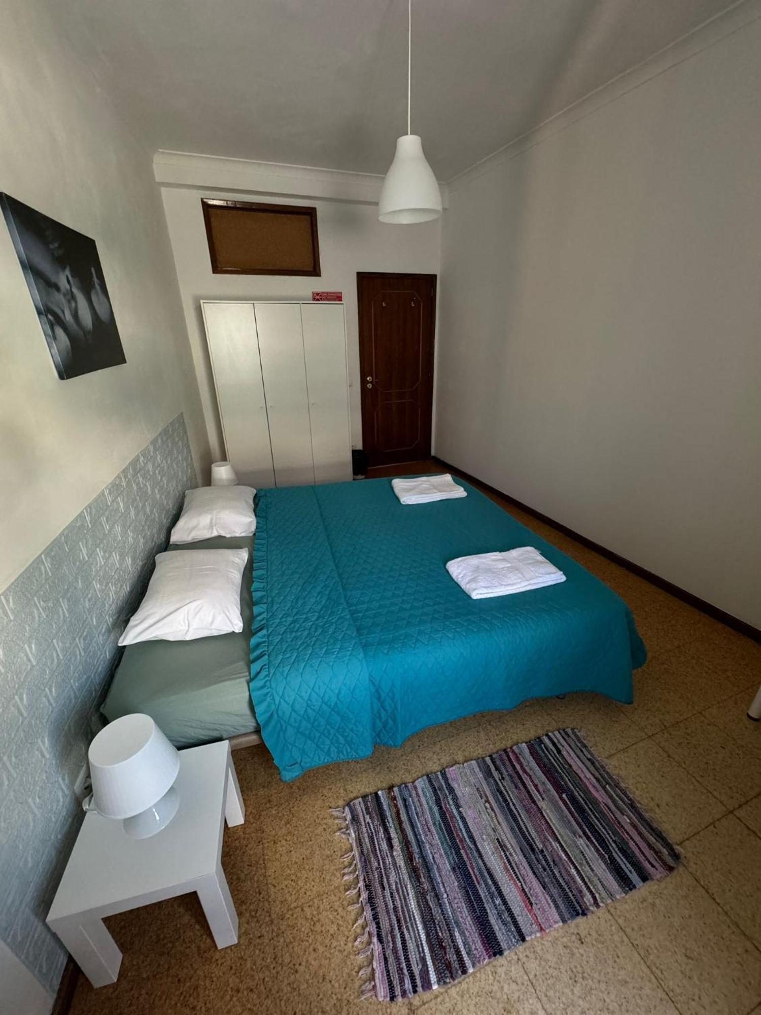 Pilar Hostel - Rua De Santa Catarina - Porto Luaran gambar
