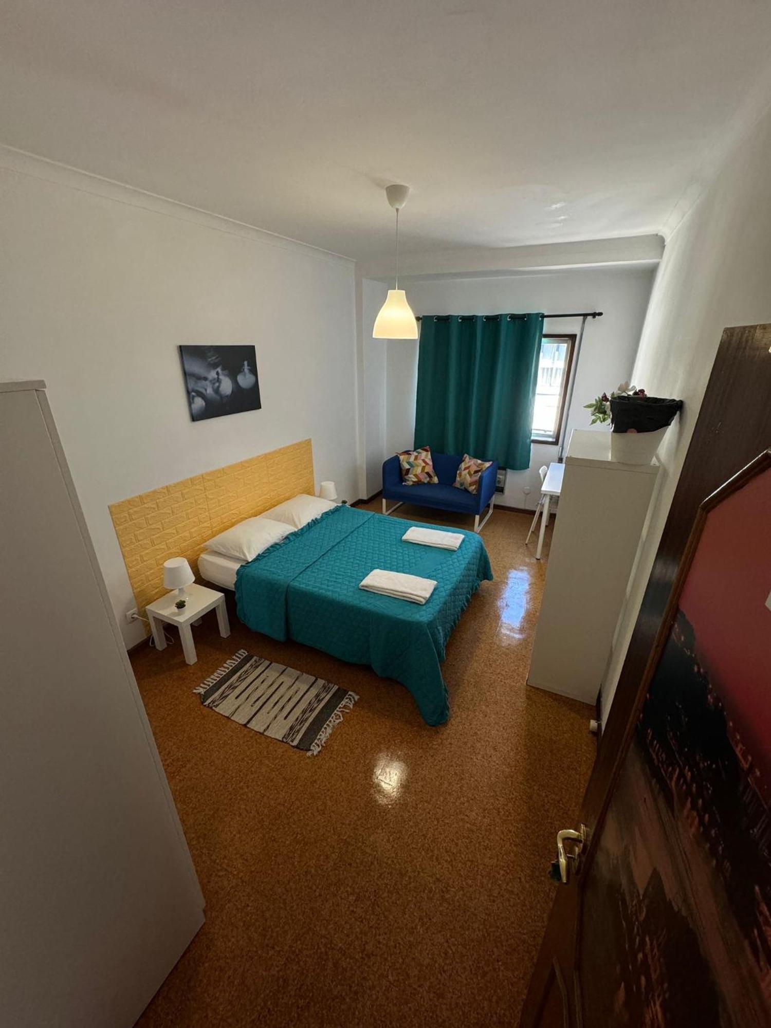 Pilar Hostel - Rua De Santa Catarina - Porto Luaran gambar